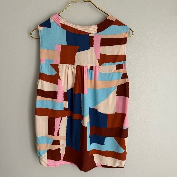 NWT Fate abstract sleeveless top pink multicolor size small - Picture 3 of 7